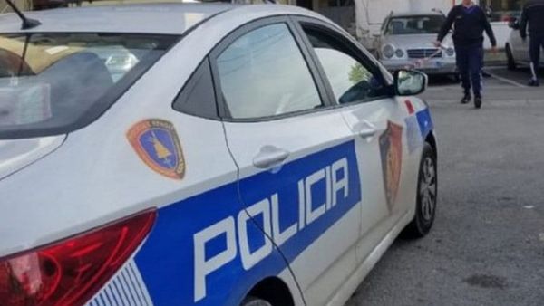 Sekuestrohet automjeti dhe shpallet në kërkim bashkëpunëtori në Elbasan