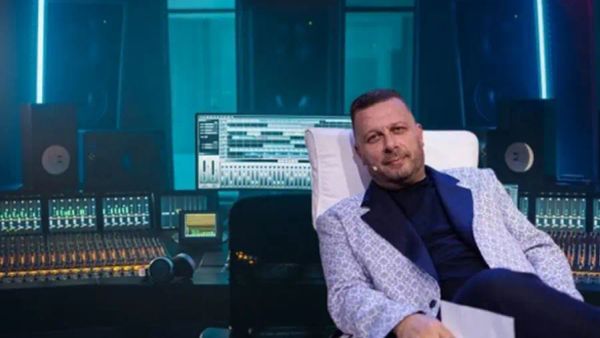 Procedohet penalisht Adrian Hila pas publikimit të videove intime