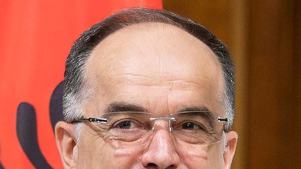 Begaj takon ministrin Dukaj: Shqiptarët në Malin e Zi urë miqësie