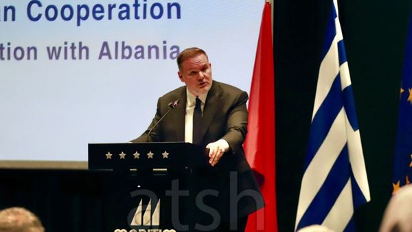 Shqipëria dhe Greqia thellojnë bashkëpunimin strategjik dhe ekonomik