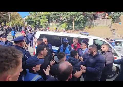 Tensioni përfshin Dibrën ndërsa protestat përhapen në qytete
