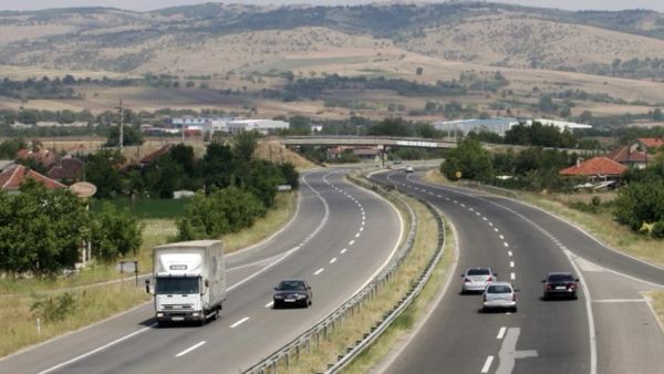 LAMM: Trafiku pa ndërprerje dhe pa vonesa në pikat kufitare