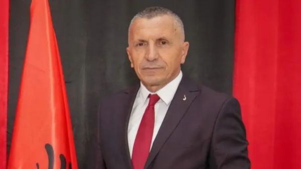 Kamberi kritikon Serbinë për fondet dhe transparencën