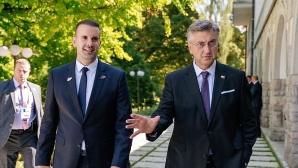 Kroacia dorëzon tetë kushte për rrugën evropiane të Malit të Zi