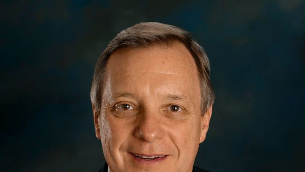 Durbin: Kosova ofroi marrëveshje financiare për bazën në Bondsteel