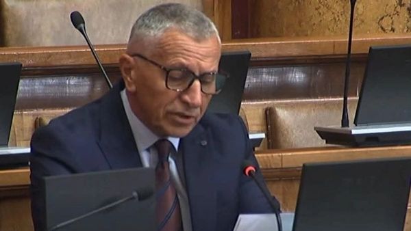 Shaip Kamberi: Vuçiqi shqetësohet nga ndikimi i partive shqiptare