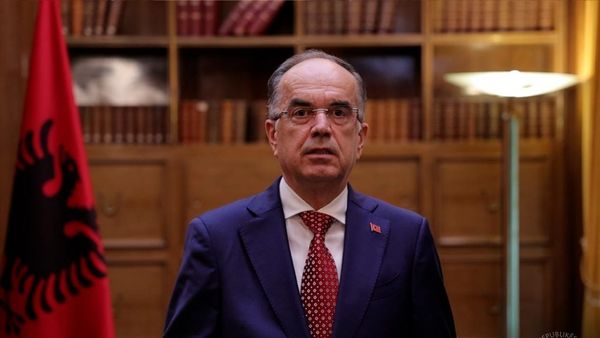 Begaj: Dhuna nuk është zgjidhje, vendi ka nevojë për qetësi dhe dialog