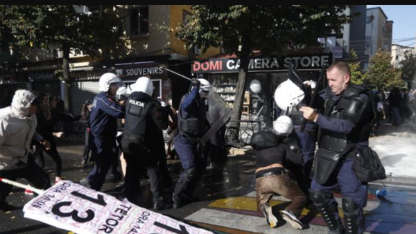 BIRN: Policia dështoi në kontrollin e territorit gjatë protestave