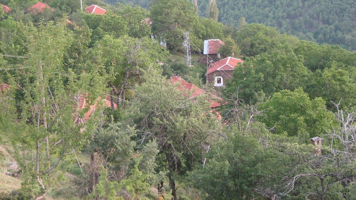 Çfarë paralajmëron raporti i PE-së për Kosovën pas vitit të humbur politik?