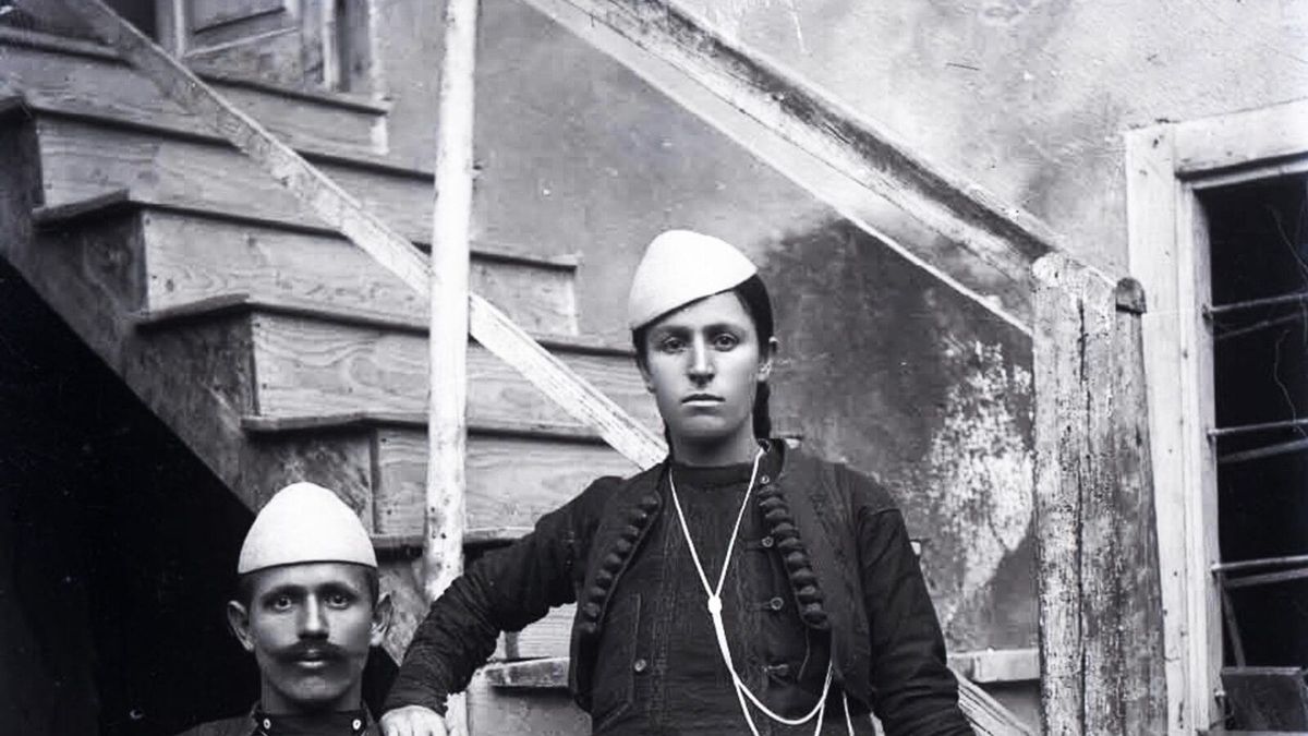 Azem dhe Shote Galica, udhëheqës të lëvizjes kaçake