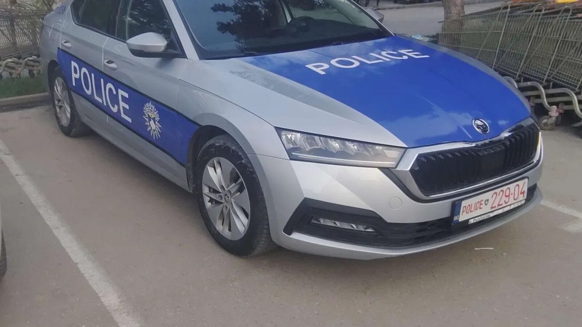 Veturë e Policisë së Kosovës në rajonin e Mitrovicës