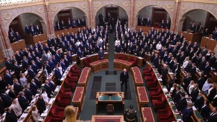 Hungaria e re e cilëson Rusinë kërcënim për Evropën dhe rendin global