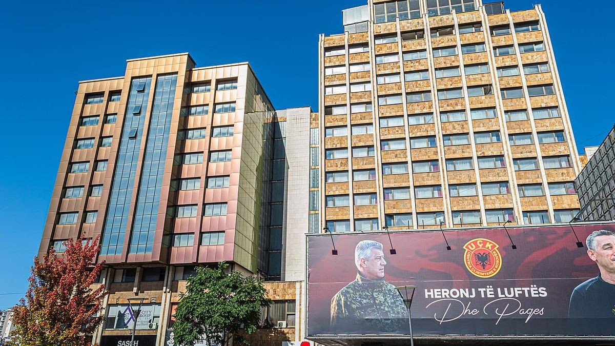 Prishtina heq mbishkrimin “Free Ukraine” pas deklaratës së Zelenskyt