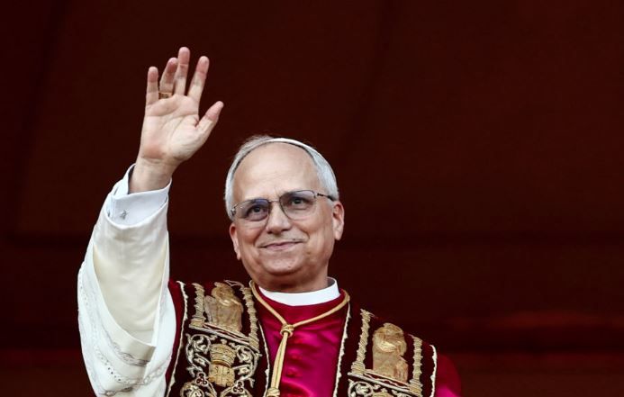 Papa Leo XIV do t’i nënshtrohet një operacioni në mushkëri