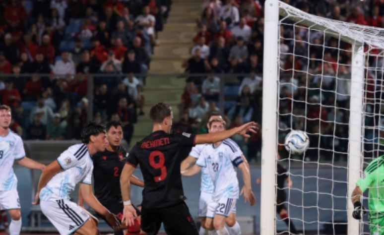 Futbollisti kuqezi lë pas dy javët pozitive dhe merr lajmin e keq