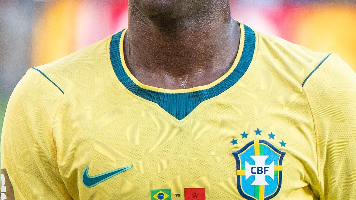 Vinicius Jr kërkon falje pas kartonit të kuq dhe rrezikon duelin ndaj Barcelonës