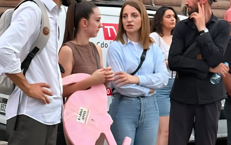 Koçeku thirr ministrin Demo të mbrojë studentët pas përplasjeve para Ministrisë së Arsimit