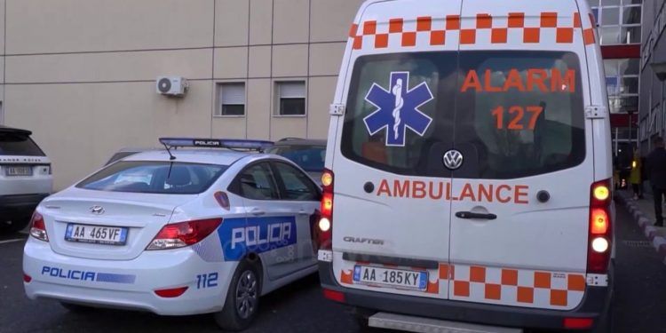 Plagoset 54-vjeçari me armë zjarri në Tiranë