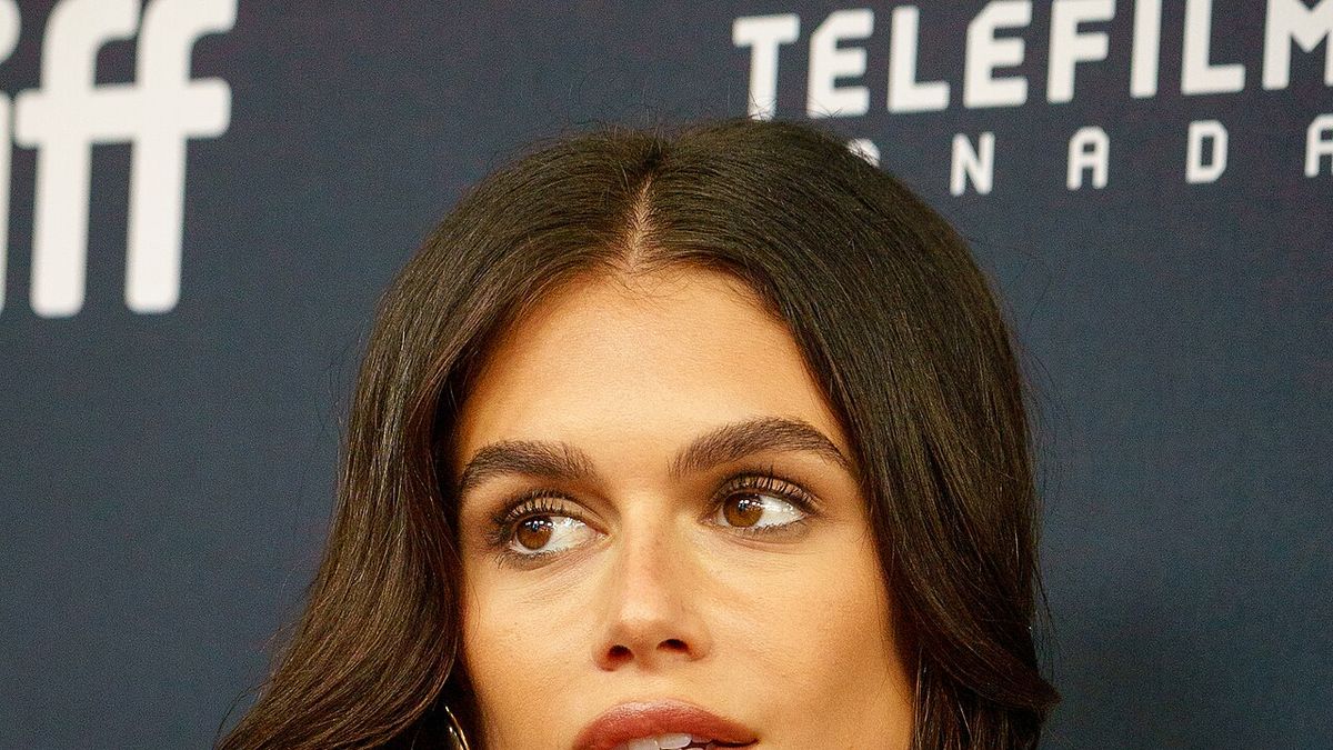 Kaia Gerber shihet në publik pas vdekjes së vëllait