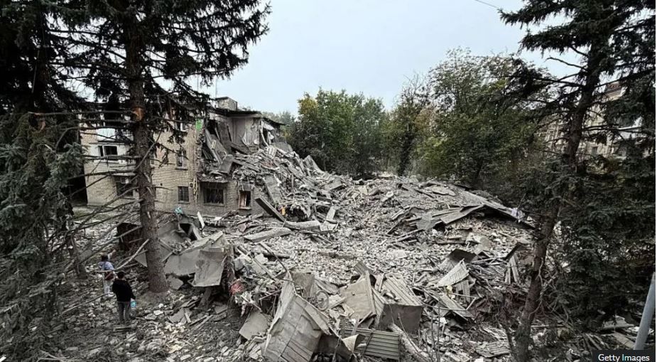 Sulmi rus me bomba në Zaporizhzhia lë pas viktima dhe të plagosur