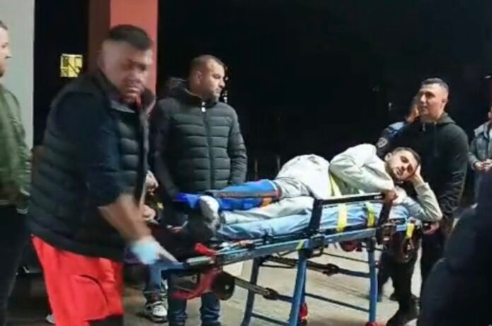 Përplasjet në Tiranë lënë mbi 13 të lënduar; pezullohen efektivët