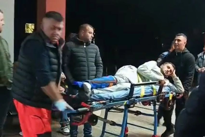 Dhunë në protestë: Flet i riu me këmbë të thyer tek Trauma