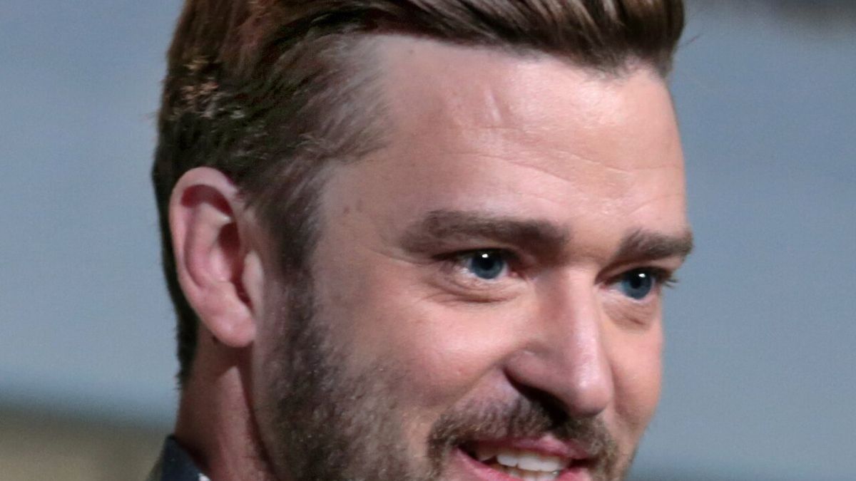 Justin Timberlake ndan fotot me Jessica Biel dhe promovoon filmin „Matchbox“