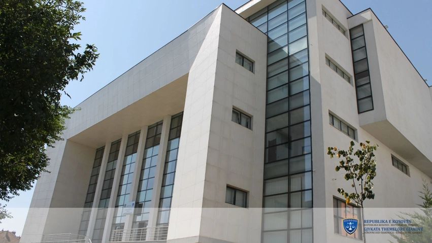 Një muaj paraburgim për të pandehurin në Gjakovë për vjedhje të rëndë