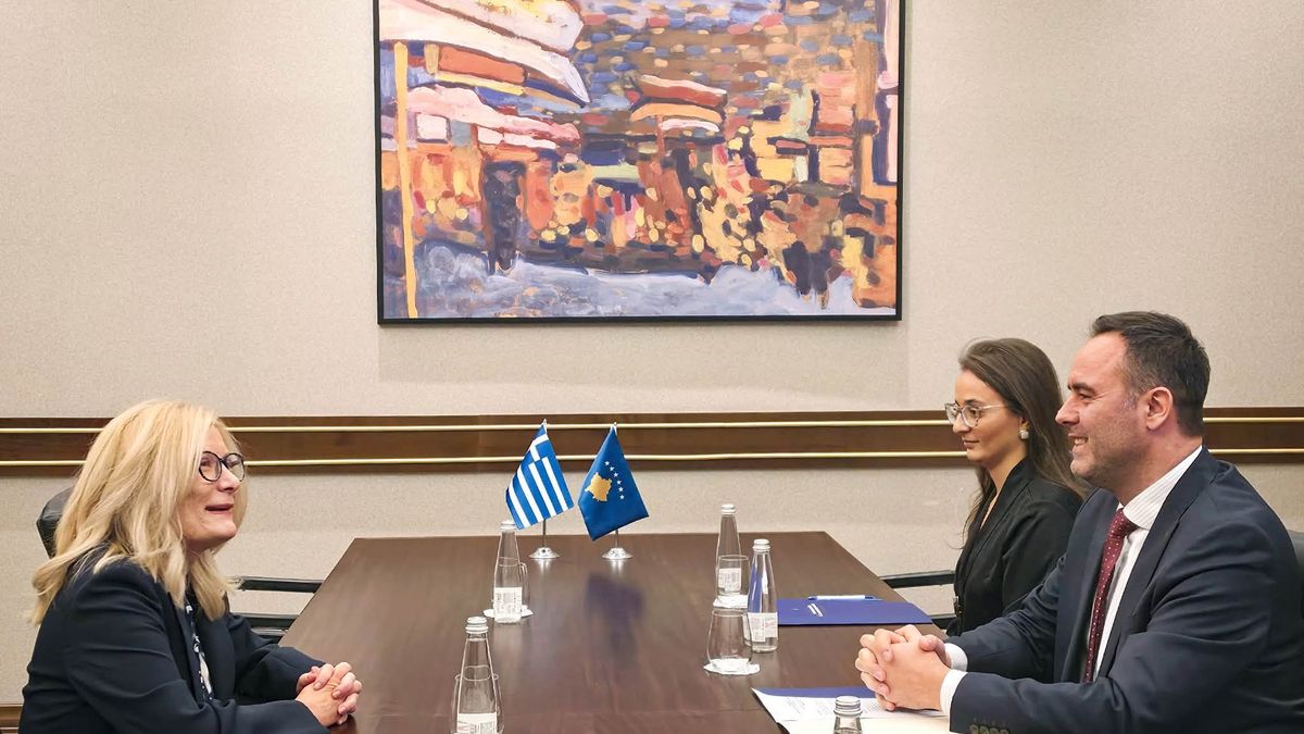 Haxhiu dhe Konjufca presin në takime lamtumirëse ambasadoren e Greqisë