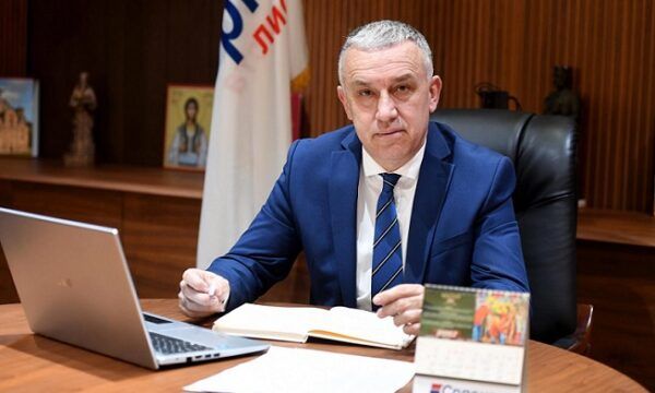 Kreu i Listës Serbe pretendon kalimin në SNS dhe largimin nga Kuvendi
