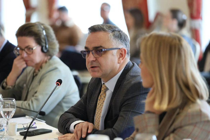 Tahiri kërkon veprime pas raportit për Dhomat e Specializuara