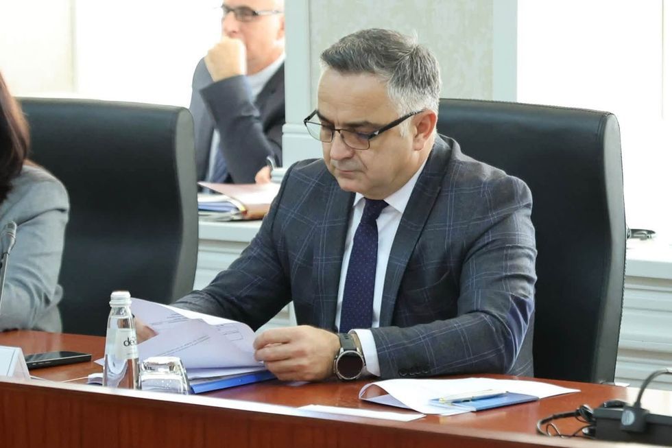 Kritika të reja për qeverisjen lidhur me agjendën e ligjeve