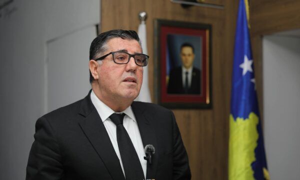 Haziri: Kurti kërkoi president jopolitik nga LDK, PDK-së ia toleroi profilin