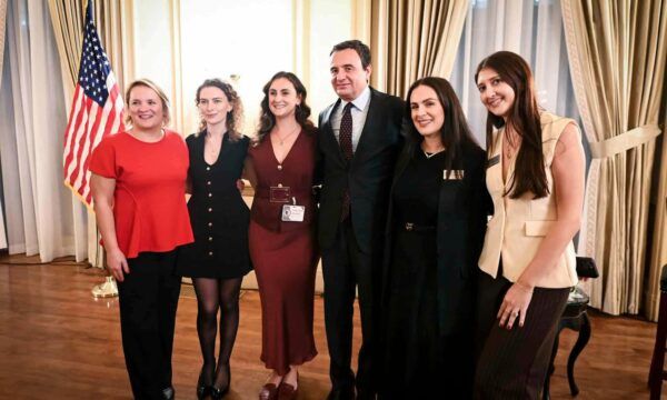 Kurti njofton për vdekjen e mërgimtares nga Amerika