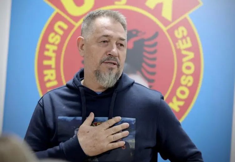 Lushtaku: Kush mendon se mundet të më gjunjëzojë, le ta provojë