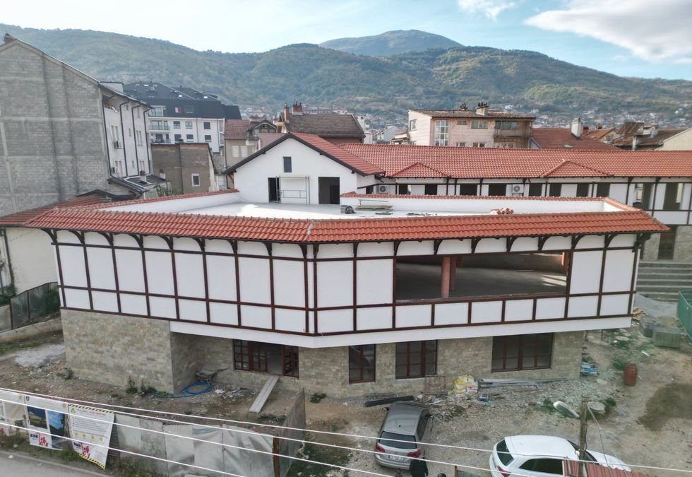 Biblioteka Ndërkomunale në Prizren hyn në fazën përfundimtare