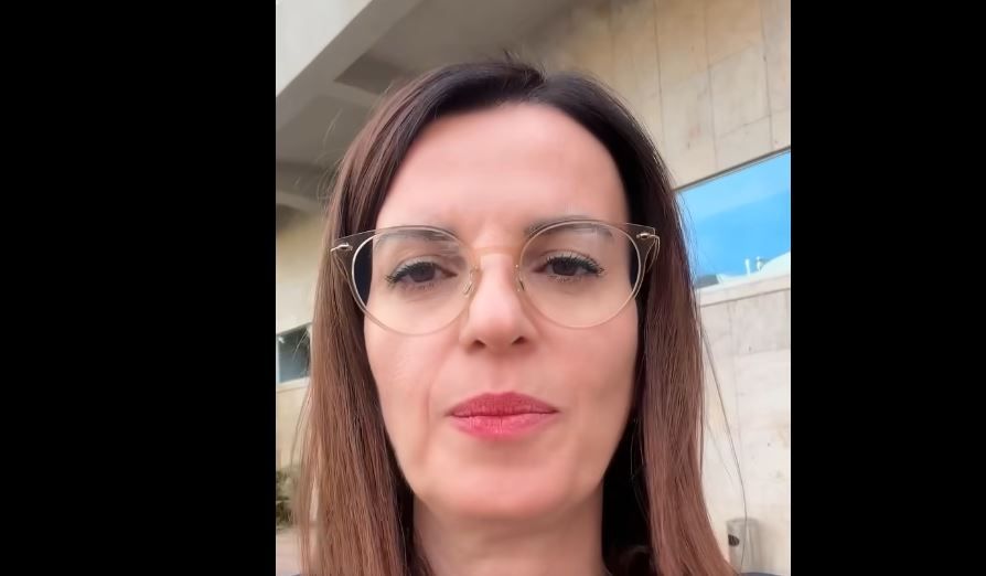 Koçiu bën thirrje nga Tiranë: Të rinjtë të mos përdoren për beteja politike